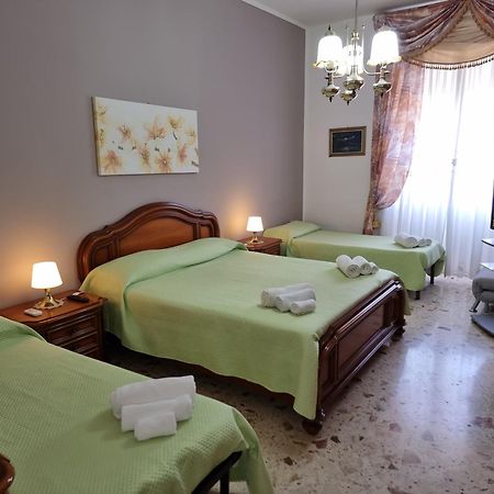 סלרנו Residenza Margherita - Centralissima מראה חיצוני תמונה