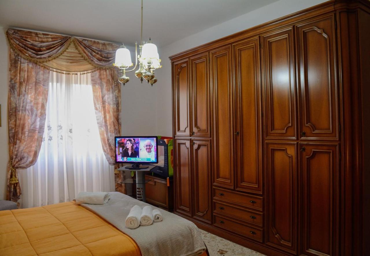 סלרנו Residenza Margherita - Centralissima מראה חיצוני תמונה