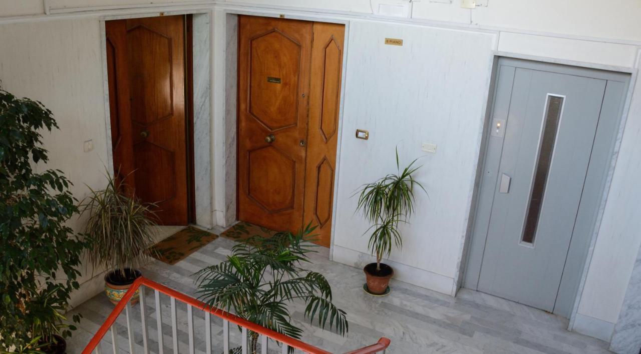 סלרנו Residenza Margherita - Centralissima מראה חיצוני תמונה
