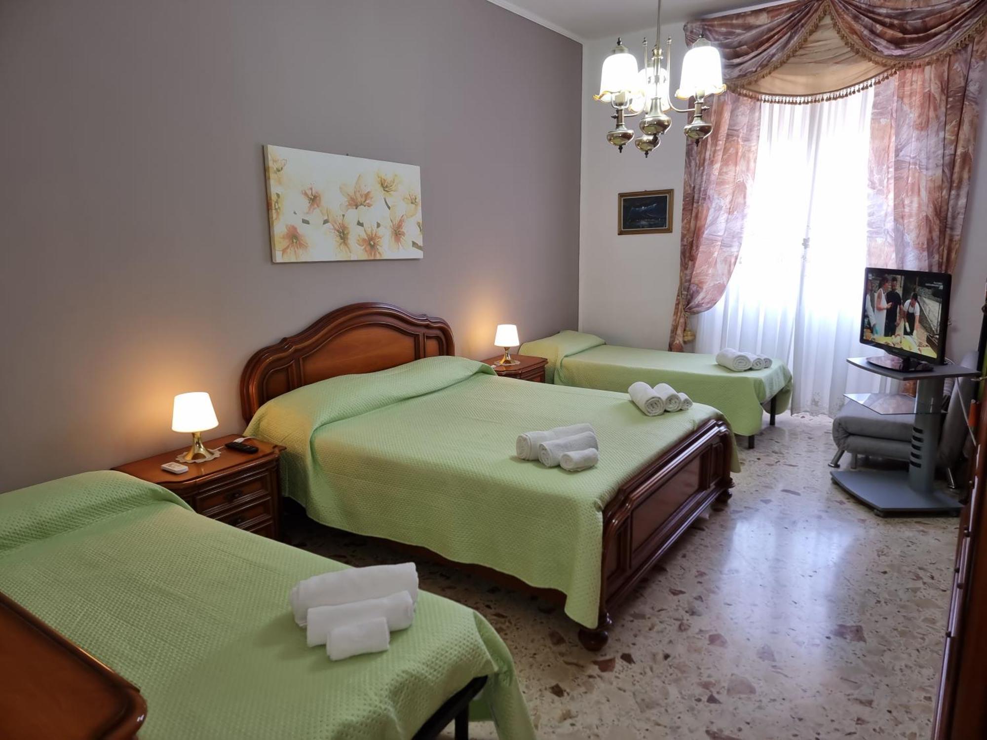 סלרנו Residenza Margherita - Centralissima מראה חיצוני תמונה